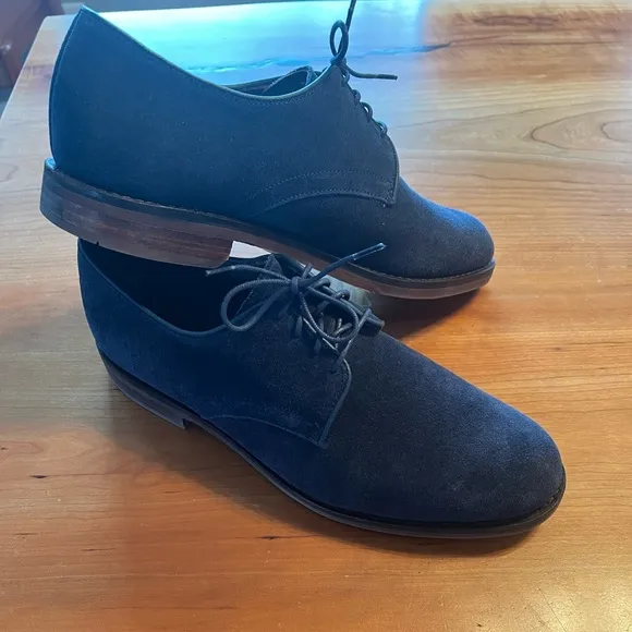 👞 Allen Edmonds Nomad Suede Oxford