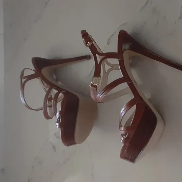 🆕️ MICHAEL  Michael Kors NWT Caramel Brown Size 7M Platform Stiletto Heel Shoes