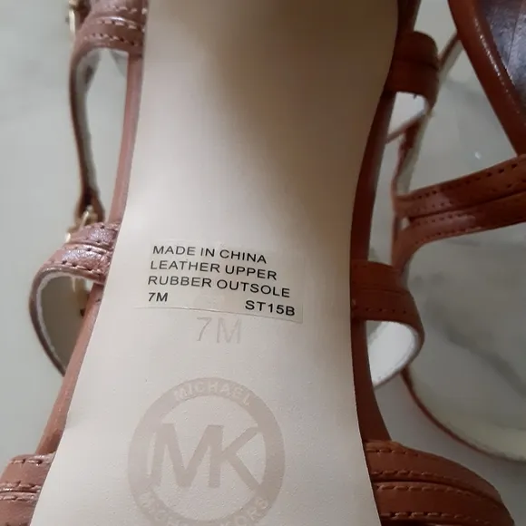 🆕️ MICHAEL  Michael Kors NWT Caramel Brown Size 7M Platform Stiletto Heel Shoes