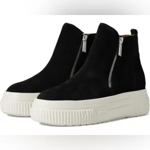 🤩 NWT New J/Slides J Slides Black Suede Wyona WP Zipper 6 Waterproof Platform