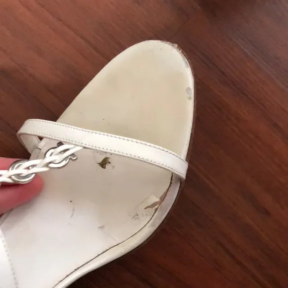 100% authentic VINTAGE Ferragamo F shaped heels