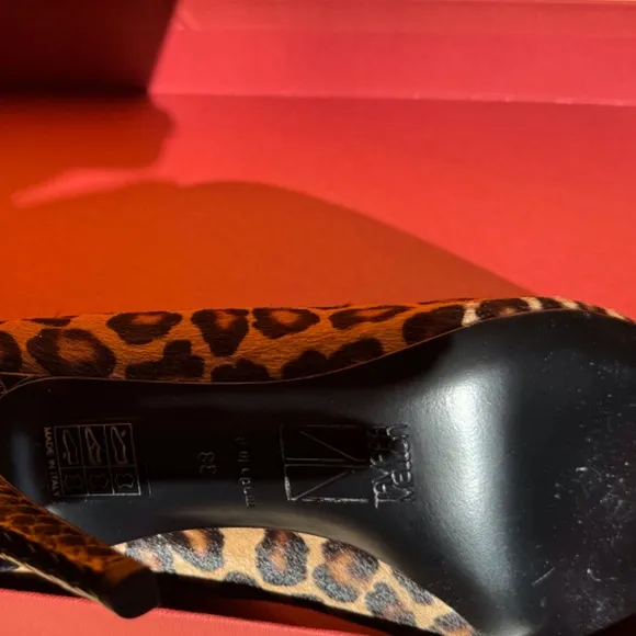 $625 NEW Tamara Mellon ADDICTION 105 Black Brown LEOPARD PONY Pump Shoes size 38