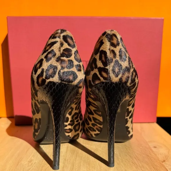 $625 NEW Tamara Mellon ADDICTION 105 Black Brown LEOPARD PONY Pump Shoes size 38