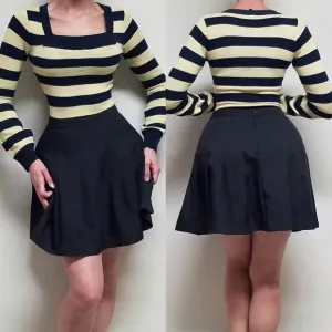 90s Vintage Sporting Look Black Stretch High Waisted Pleated Volup Mini Skirt 22