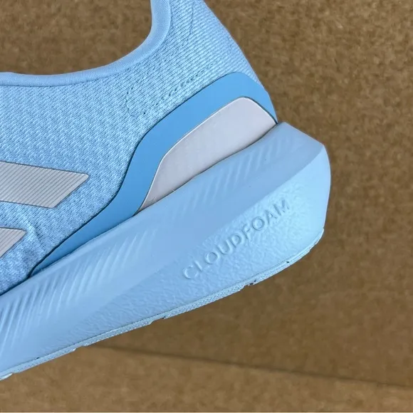 Adidas Runfalcon 3.0 Women's Light Blue Running shoes size 7.5