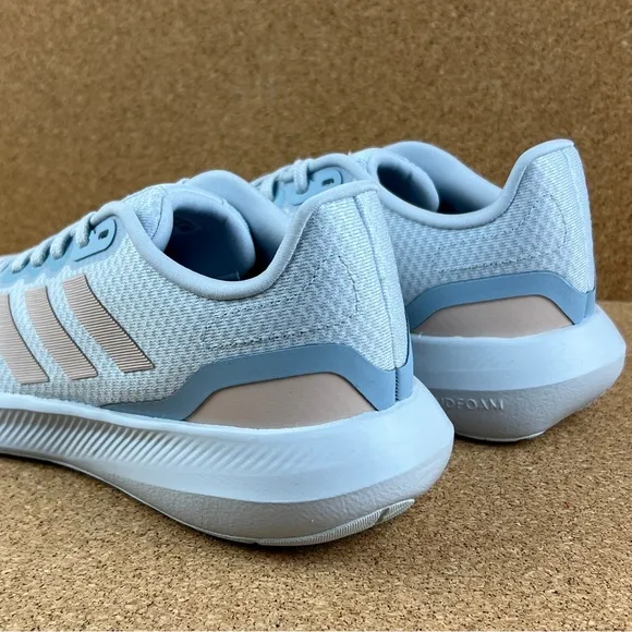 Adidas Runfalcon 3.0 Women's Light Blue Running shoes size 7.5
