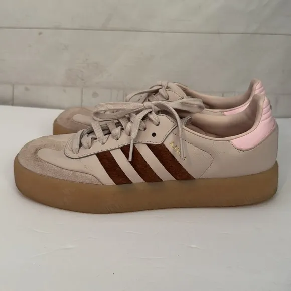 Adidas Size 10 Samba Putty &amp; Mauve Sneakers Gum Sole Stripe Athletic Shoes