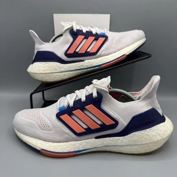 Adidas Ultraboost 22 Shoes Women's 8 White Indigo Athletic Running Sneakers