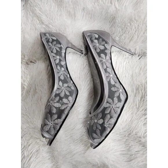 Adrianna Papell Frances Silver Frances  Mesh High Heel Shoes Pumps Size 8