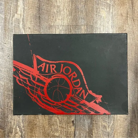 Air Jordan 1 Retro High x Dave White Wings of the Future