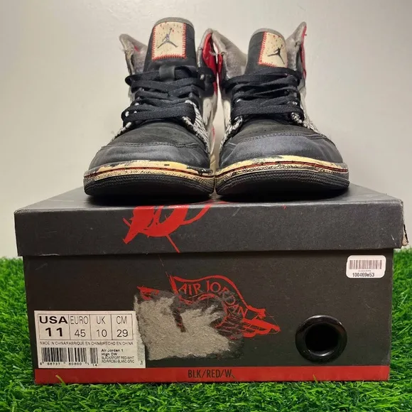 Air Jordan 1 Retro High x Dave White Wings of the Future