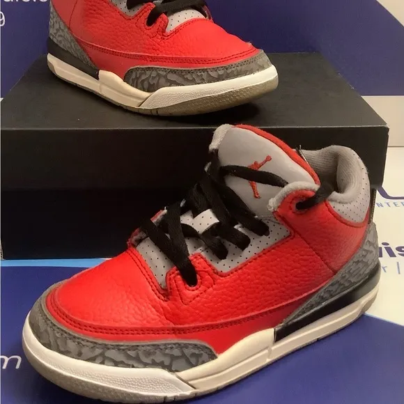 Air Jordan 3 Fire Red Kids Size 1y