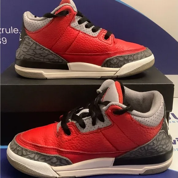 Air Jordan 3 Fire Red Kids Size 1y