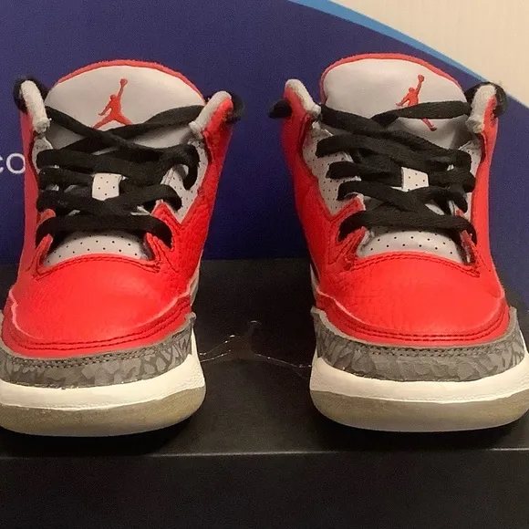 Air Jordan 3 Fire Red Kids Size 1y
