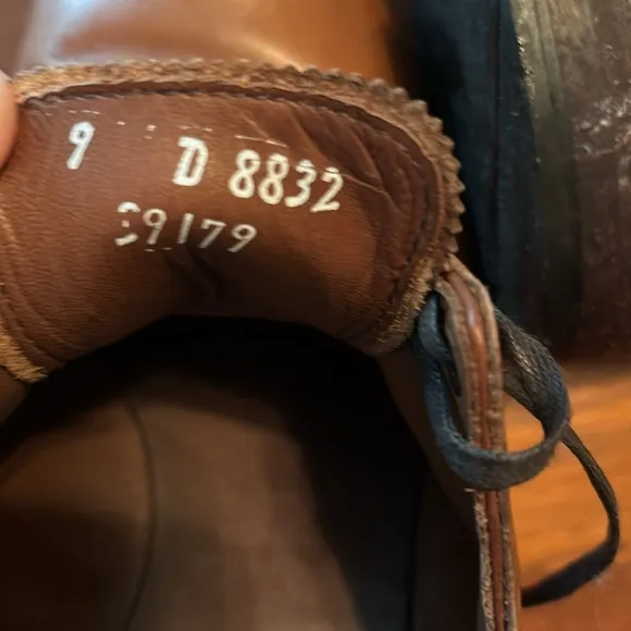 Allen Edmonds 'Carlyle ' Plain Toe Oxford Size 9