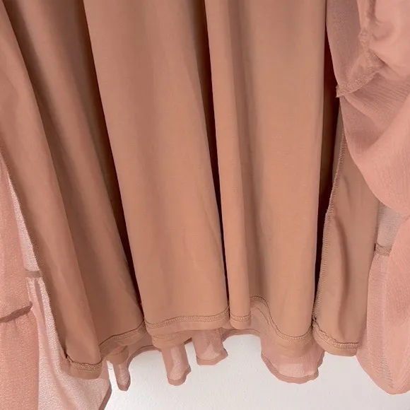 Andrée by Unit • Babydoll Tiered Shift Dress in Tan Iced Mocha Latte Pink Sz 3X