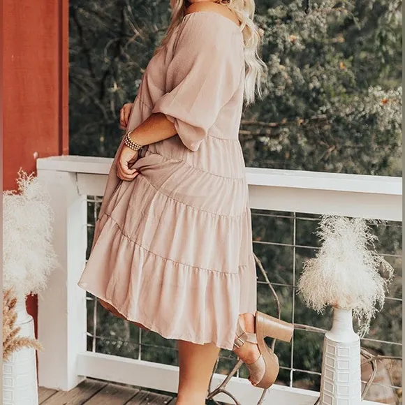 Andrée by Unit • Babydoll Tiered Shift Dress in Tan Iced Mocha Latte Pink Sz 3X