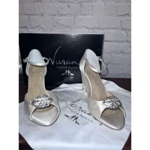 Angela Nuran Marquesa wedding shoes new in box SZ 8.5