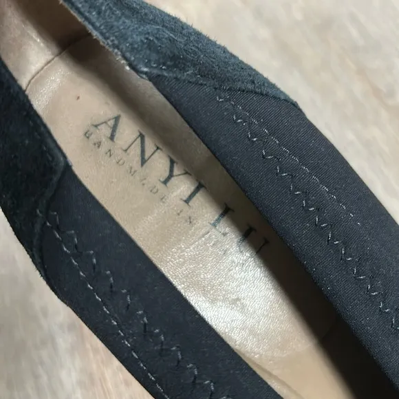 Anyi Lu Heart Black Suede Pumps Size 38.5 gently used handmade in Italy