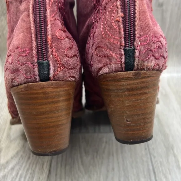 Artemis Embroidered Heel Suede Boots