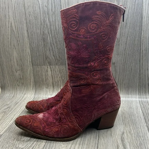 Artemis Embroidered Heel Suede Boots