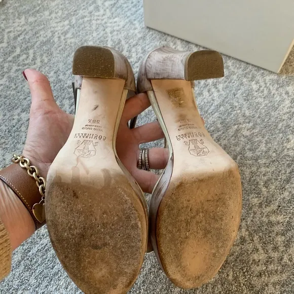 Authentic Brunello Cucinelli neutral toned ladies open toe heels size 38.5
