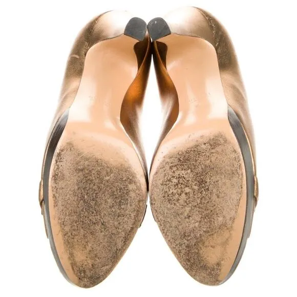 Authentic GUCCI Gold Leather Platform Peep Toe Block Heel Sz 7