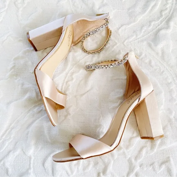 Badgley Mischka Louise Ankle Strap Heels Size 10 New $129