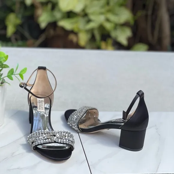 Badgley Mischka party shoes embellished Triana, block heel women size 6.5