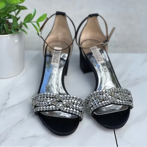 Badgley Mischka party shoes embellished Triana, block heel women size 6.5