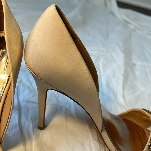 Badgley Mischka Rhinestone Silk Peeptoe Shoes Heels Open Toe Wedding Blush 8.5