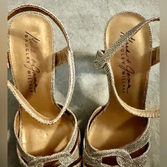 Badgley Mischka silver glitter shoes size 9 prom wedding