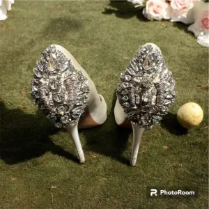 Badgley Mischka size 6 M Kiara ivory satin rhinestone wedding shoes
