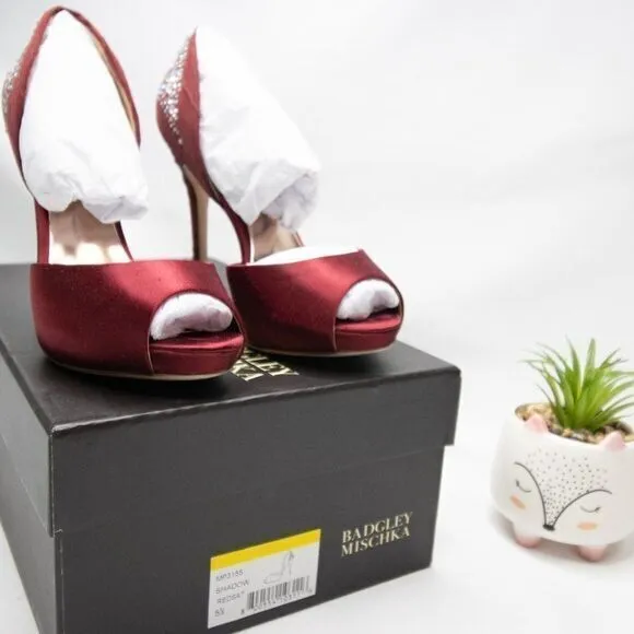 Badgley Mischka high heels‎