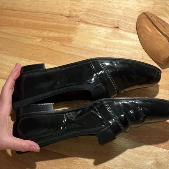 Bally men’s loafer shoes. Black patent leather. Made in Italy. Size 13.
