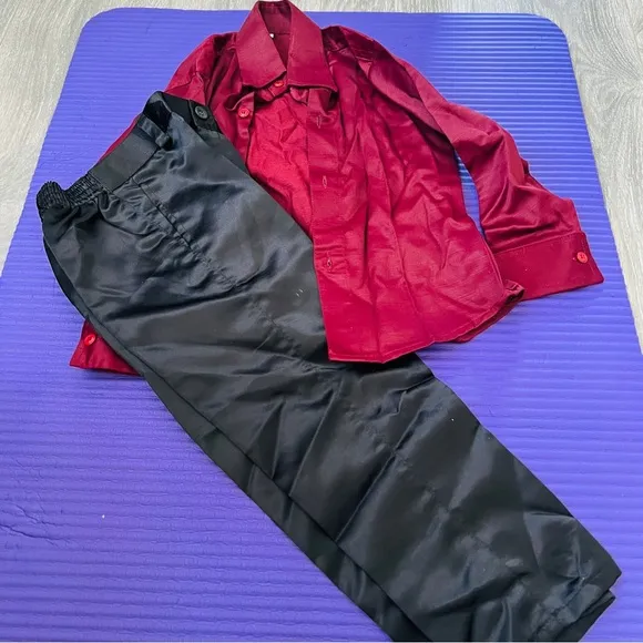 B&amp;W , maroon vest with white shirt, maroon shirt, two Black Pants and Shoes