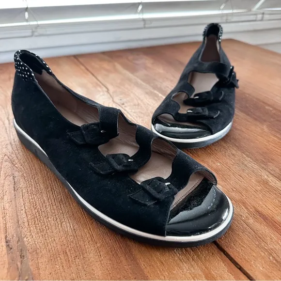 Beautifeel Black Suede Strappy Adjustable Buckle Sandals Made Isreal Polka Dot
