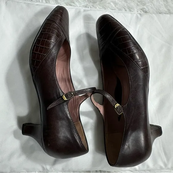BEAUTIFEEL Mary Jane Pump Shoes Size 39 Brown Leather Low Heel Almond Toe