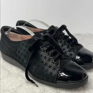 BeautiFeel Women's Black Shoes