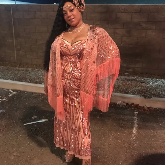 BEAUTIFUL all sequins rose gold plush pink strapless mermaid style Glam dress!