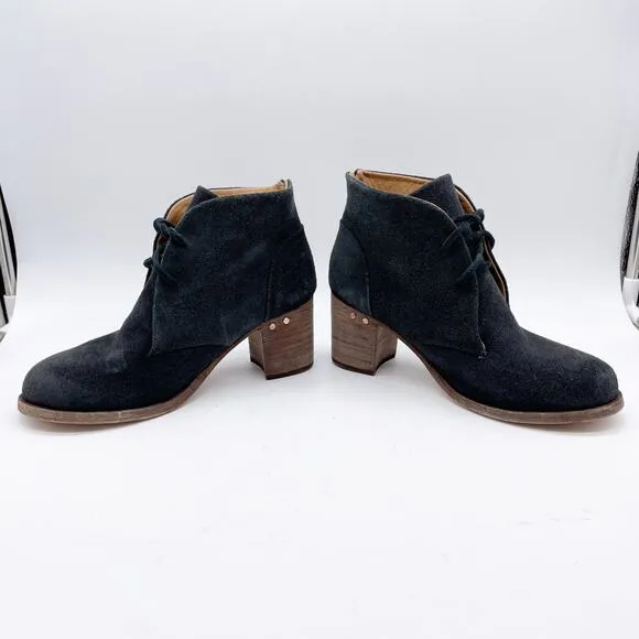 Beek Women's Songlark Heeled Ankle Lace up Booties Black Oiled Suede Size 5