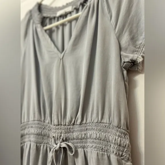 Bella Dahl Smocked Waist Women’s Dress Size XS Gray Slate | V-neck Tencel