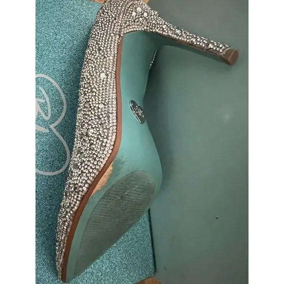 Betsey Johnson BLUE Women's pumps shoes Hazil SILVER D'Orsay 8,5 CRYSTAL wedding