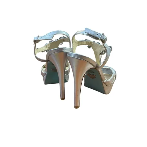 Betsey Johnson - Luke Sz. 6.5M Silver Jeweled T-Strap 4-inch heel. PROM