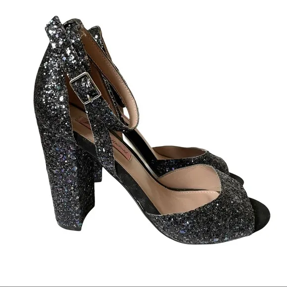 Betsey Johnson | Sparkle Black Glitter Heels