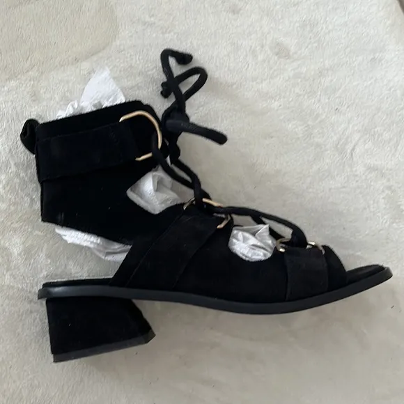 BIMBA Y LOLA strappy suede black sandals Sz 6