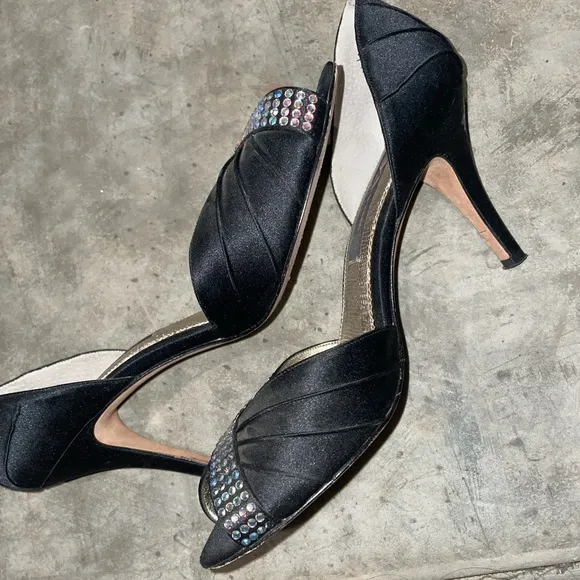 Black diamond shiny heels shoes genuine leather sole