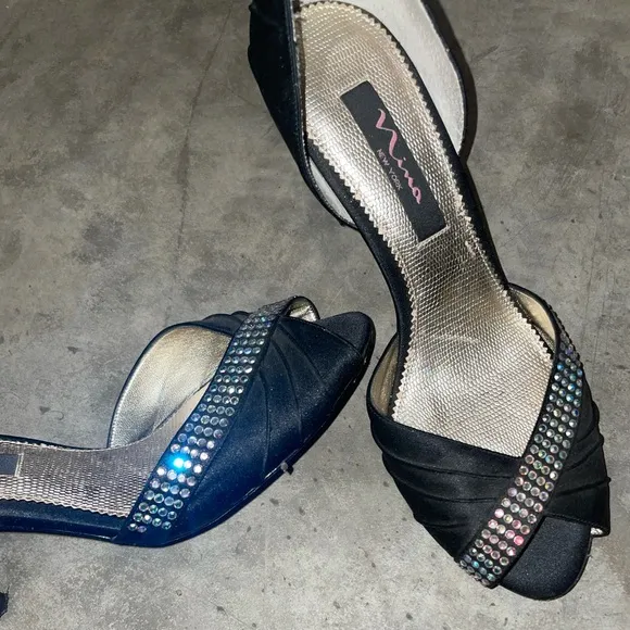 Black diamond shiny heels shoes genuine leather sole
