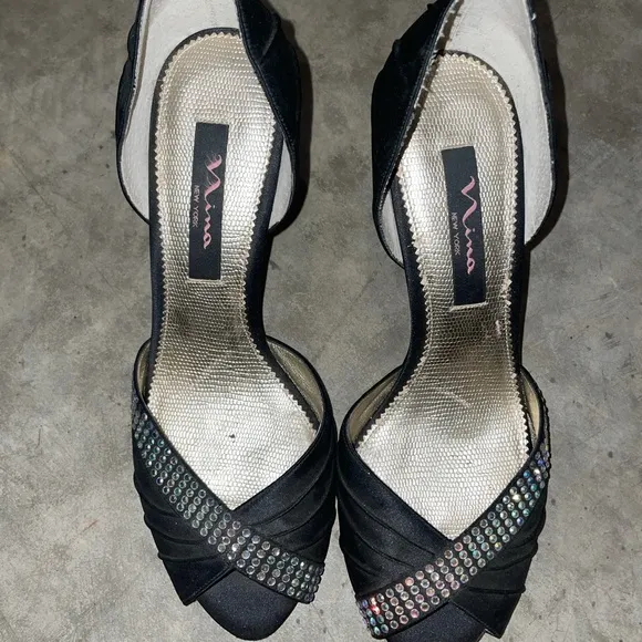 Black diamond shiny heels shoes genuine leather sole