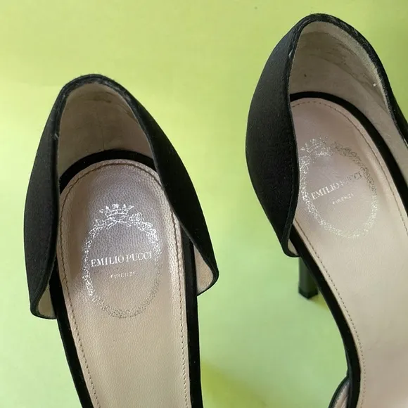 Black Emilio Pucci satin shoes with patent leather heels